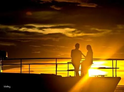 Cebu Luxury Sunset Cruise and Dinner Experience | Philippines