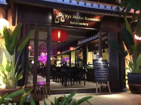 Local Cuisine experience at Vy's Market Restaurant | Hoi An