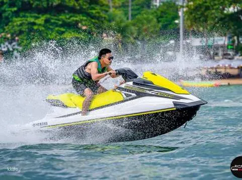 Jet Ski Adventure on Jomtien Beach in Pattaya | Thailand