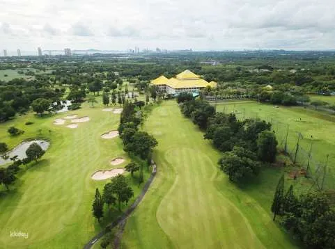 Golf Experience at Phoenix Gold Golf and Country Club Pattaya | Thailand